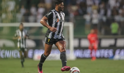Hulk cumpre isolamento de Covid no Atlético-MG e volta aos treinos para enfrentar o América-MG