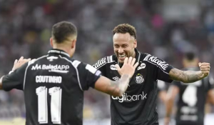 Santos aposta em "quadrado mágico" e vence o Fluminense de virada com brilho de Gabigol e Coutinho