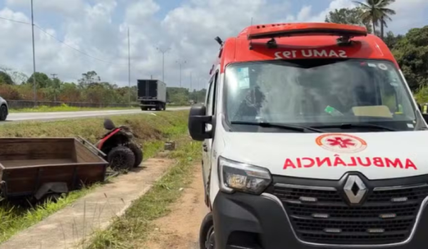 Mulher morre e dois homens ficam feridos em acidente na BR-101, em Alhandra, na Paraíba