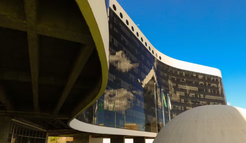 MPE diz que não cabe à Justiça decidir sobre sigilos de candidatos e defende extinção do caso