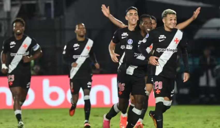 Vasco goleia fora de casa, despacha o Olimpia e avança na Sul-Americana