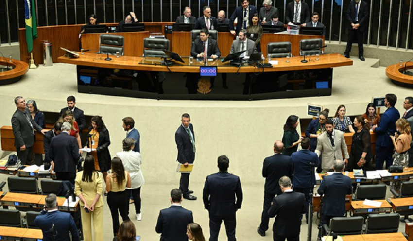 Congresso deve votar ao menos 87 vetos que trancam pauta na volta do recesso