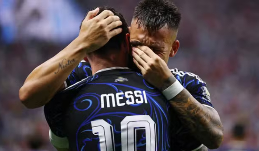 Argentina sufoca Inglaterra até virar e garante vaga na final da Copa
