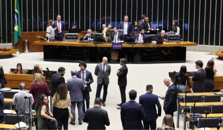 Câmara pode votar projeto que regulamenta uso de câmeras de reconhecimento facial