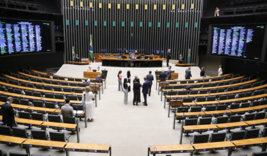 Plenário pode votar projeto que pune alta abusiva de combustíveis