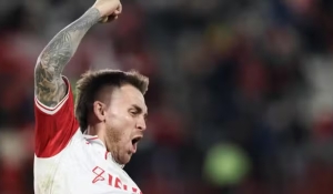 Corinthians perde para o Huracán na Argentina e é eliminado na fase de grupos da Sul-Americana