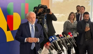 BC: Galípolo não pode dar &#039;cavalo de pau&#039;, e alta dos juros já estava &#039;praticamente demarcada&#039;, diz Lula