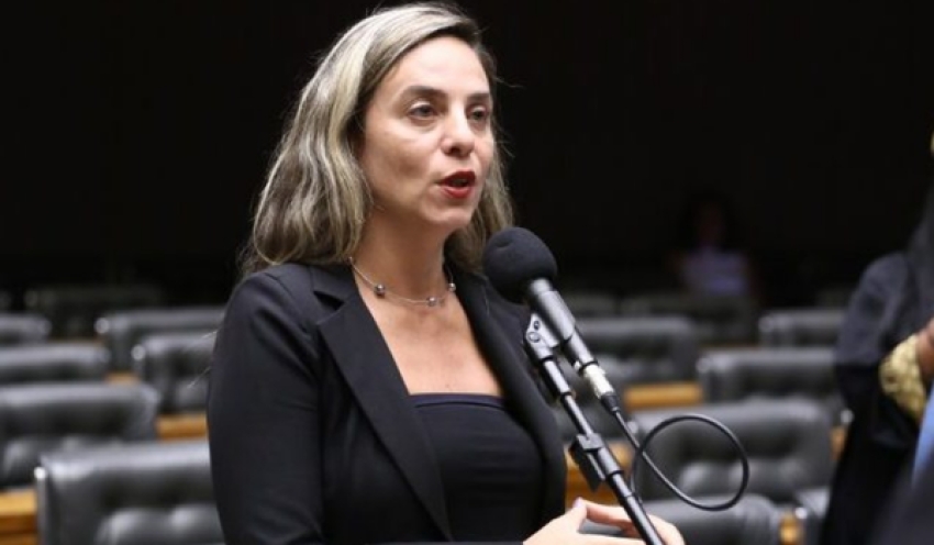 Câmara aprova uso imediato de tornozeleira eletrônica por agressor de mulher que permaneça em risco