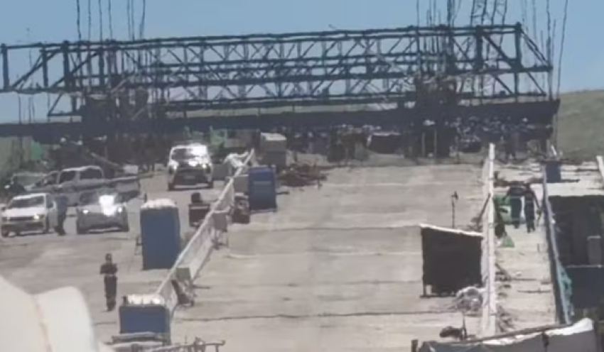 Desabamento em obra da Ponte do Futuro deixa trabalhadores feridos, na Paraíba