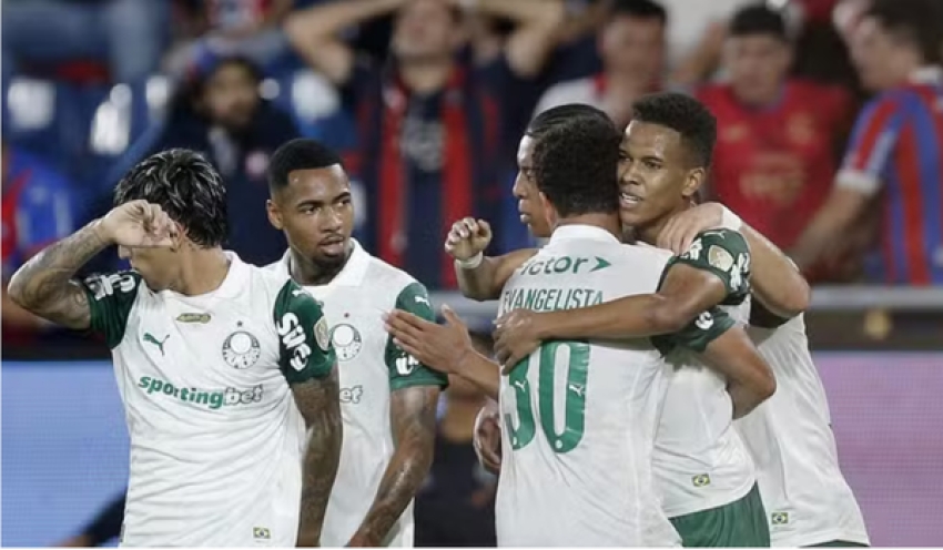 Palmeiras vence o Cerro, garante vaga antecipada e liderança da chave na Libertadores