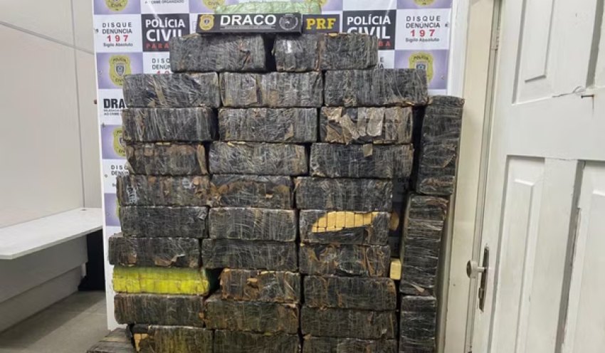 Três pessoas são presas com quase uma tonelada de maconha em casa no interior da Paraíba