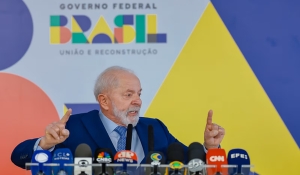 Lula afirma que inflação está ‘razoavelmente controlada’ e governo vai reduzir ainda mais