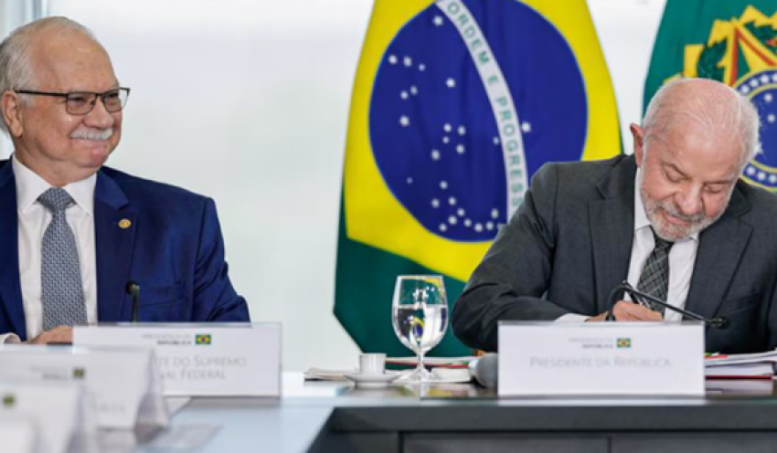 Lula se reúne em reservado com Fachin e Gonet para cobrar saída para a crise no STF