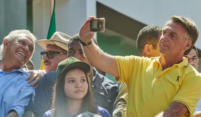 Dias Toffoli rejeita recurso da defesa de Bolsonaro contra multa de R$ 15 mil aplicada pelo TSE