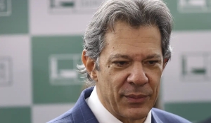 Haddad prevê queda da inflação em 2025 por causa de supersafra