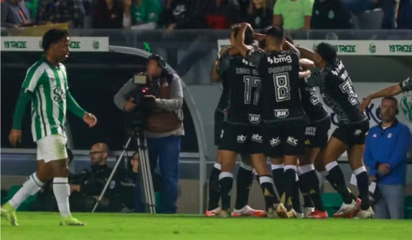 Atlético-MG vence Juventude e deixa Z-4 do Brasileirão