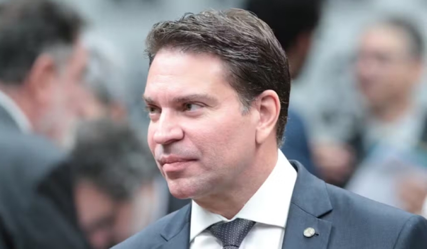 STF tem maioria para manter ação penal contra Ramagem por três crimes e derruba decisão da Câmara