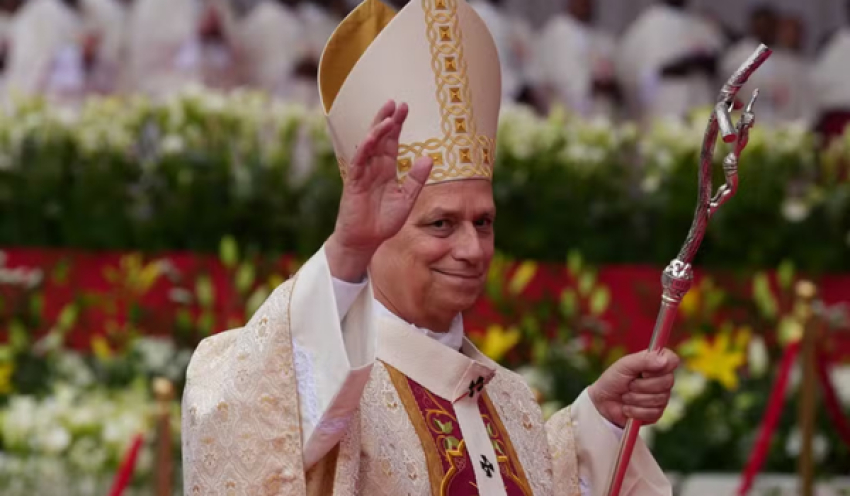 Papa pede retomada de negociações entre EUA e Irã e critica pena de morte