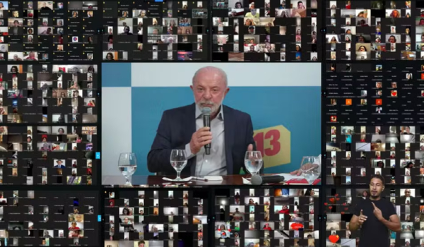 Flávio pede ao TSE que proíba Lula de fazer lives no Alvorada nas eleições; PT diz que só utilizou equipamentos de campanha