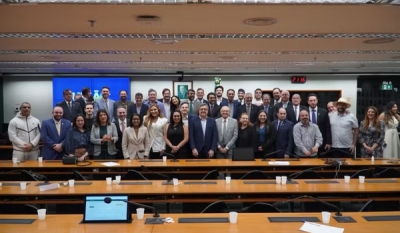 União Brasil e PP lançam &#039;superfederação&#039; com maior bancada na Câmara e quase 1,4 mil prefeitos; veja números