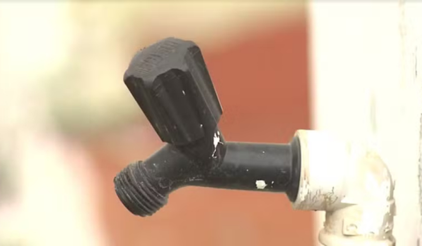 Vazamento em adutora afeta abastecimento de água em Santa Rita, na Grande João Pessoa