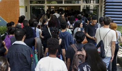 Estudantes podem consultar Pé-de-Meia a partir de quarta-feira