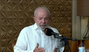 Com popularidade em baixa, Lula diz que 2025 é ano de &#039;derrotar a mentira&#039; e provar que é melhor opção para o país
