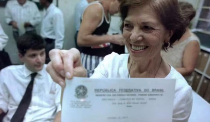 Lula concede honraria póstuma a Eunice Paiva, que inspirou filme ‘Ainda Estou Aqui’