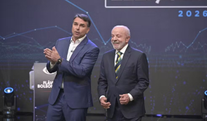 No 1º debate, Lula e Flávio Bolsonaro trocam acusações e provocações