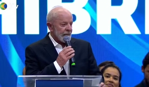 Em Minas, Lula menciona Trump ao falar de economia e diz não ter &#039;medo de cara feia&#039;