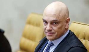 Moraes vai manter na 1ª Turma julgamento contra Bolsonaro por suposta tentativa de golpe