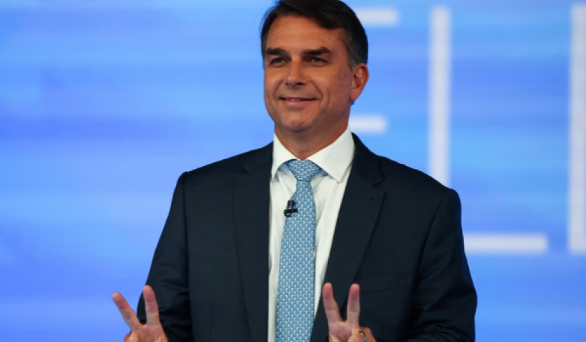 Advogado aliado de Trump diz que Rubio coordenou ida de Flávio Bolsonaro aos EUA
