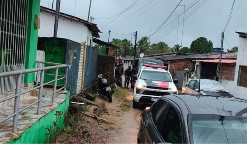 Operação mira suspeitos de tentativa de homicídio e participação em organização criminosa, na Grande João Pessoa