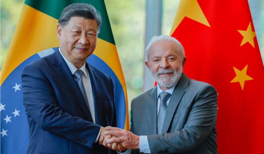 Lula vai à Rússia e à China nesta semana, para encontro com Putin e cúpula com países latinos