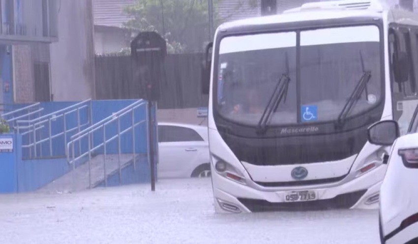 Inmet renova alerta de chuvas intensas para 70 cidades da Paraíba; veja municípios sob risco