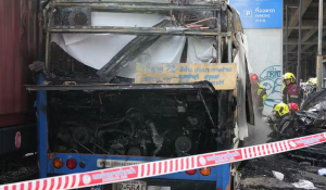 Acidente entre trem e &ocirc;nibus deixa 8 mortos e 25 feridos em Bangkok, na Tail&acirc;ndia