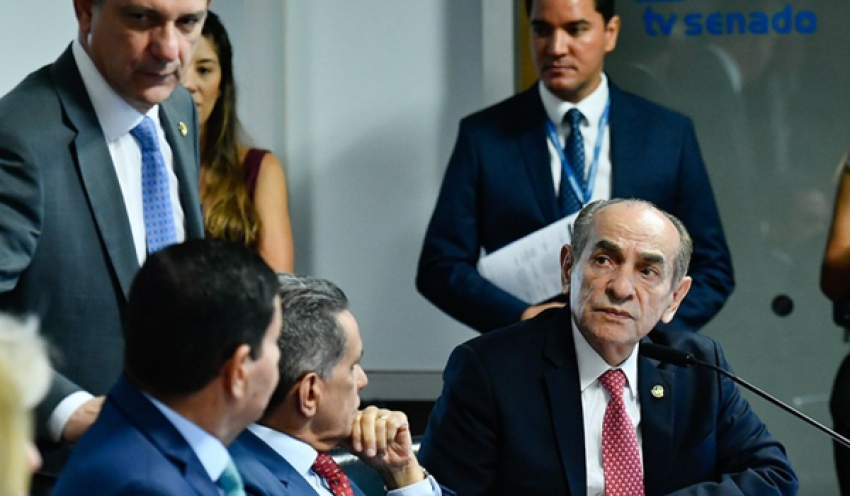 CCJ pode votar PEC que acaba com reeleição no Poder Executivo