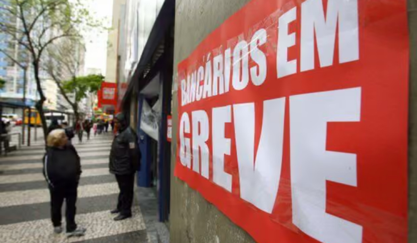 Em greve, bancários discutem hoje proposta da Caixa Econômica Federal em assembleia