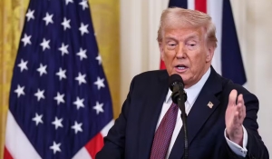 Trump diz que mandou carta a Khamenei para negociar acordo sobre programa nuclear iraniano