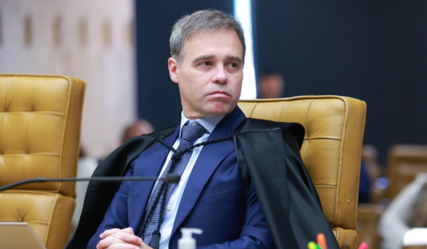 Advogado de Vorcaro se reúne com Mendonça no STF e discute delação