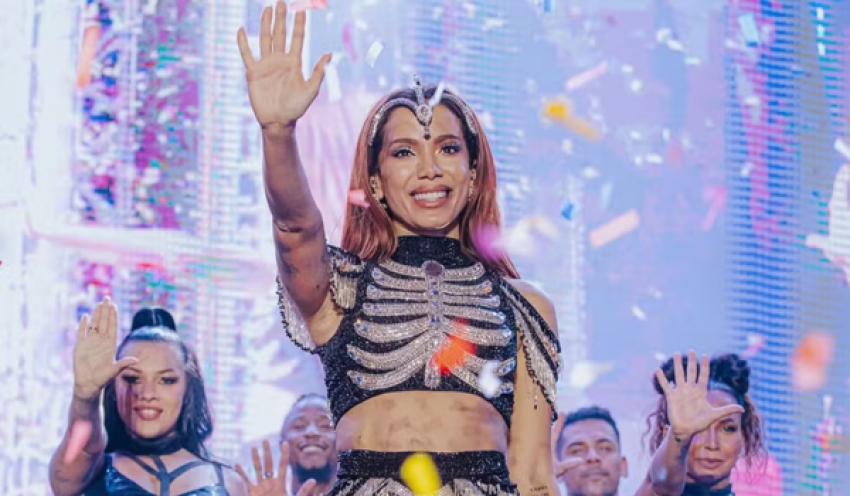 Anitta cancela show no São João 2025 de Campina Grande