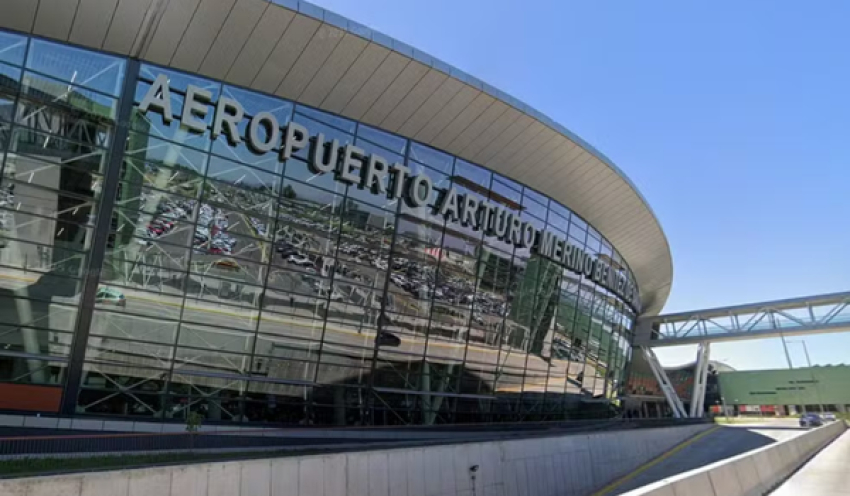 Avião que viria ao Brasil colide com outra aeronave na pista do aeroporto de Santiago