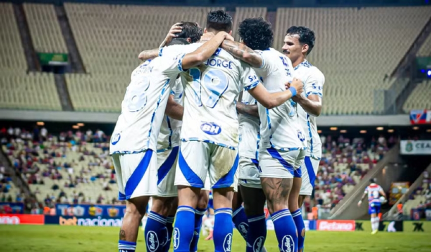 Cruzeiro vence Fortaleza fora de casa e se firma na briga pela liderança