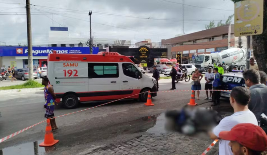 Suspeito morre e duas pessoas ficam feridas durante tentativa de assalto em praça de João Pessoa; comparsa é preso