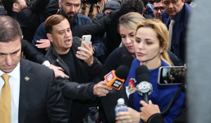 Influenciadora Deolane Bezerra &eacute; presa em a&ccedil;&atilde;o da Pol&iacute;cia Civil de SP