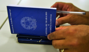 Lote complementar do abono salarial começa a ser pago nesta quinta