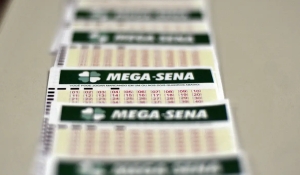 Mega-Sena acumula novamente e pode pagar prêmio de R$ 120 milhões
