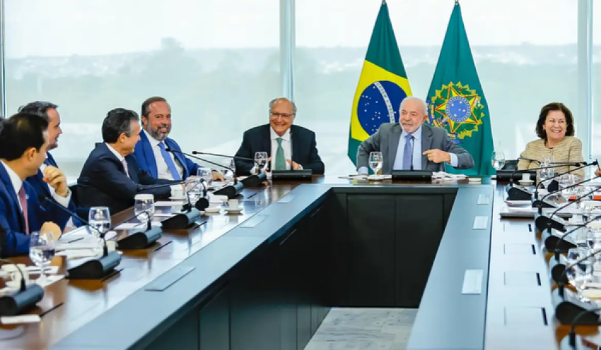 Governo prevê aumento de etanol na gasolina de 30% para até 32%