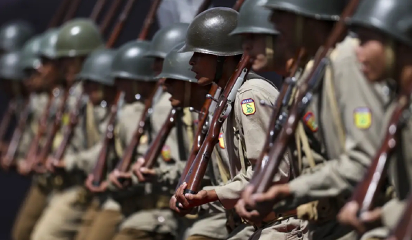 Exército mantém patrulha de fronteiras mesmo com bloqueio do orçamento