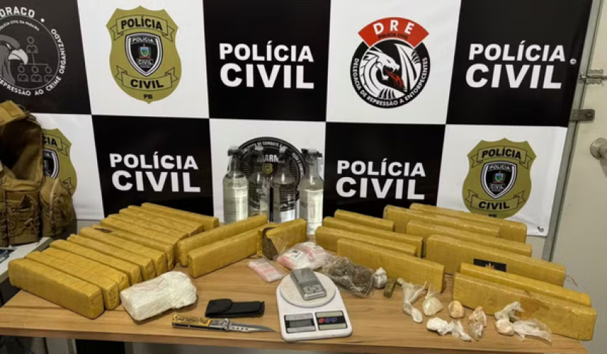 Grande quantidade de drogas é apreendida em casa desabitada, em Campina Grande